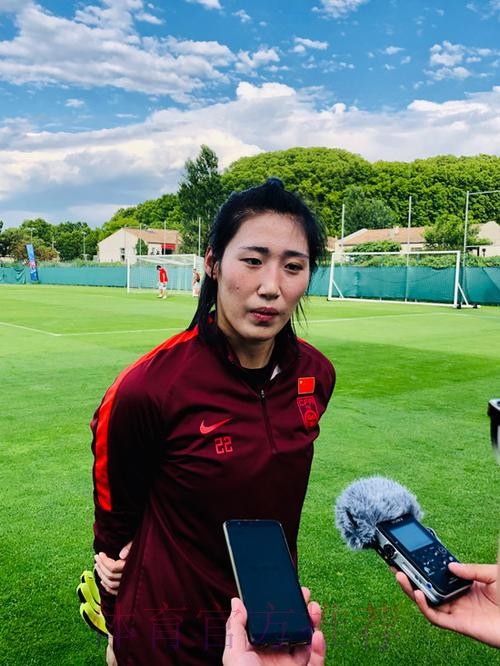 玫瑰再绽放 | 抵达蒙彼利埃 中国女足26日迎战意大利